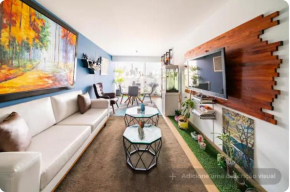Precioso cuarto dentro de un apartamento centrico compartido